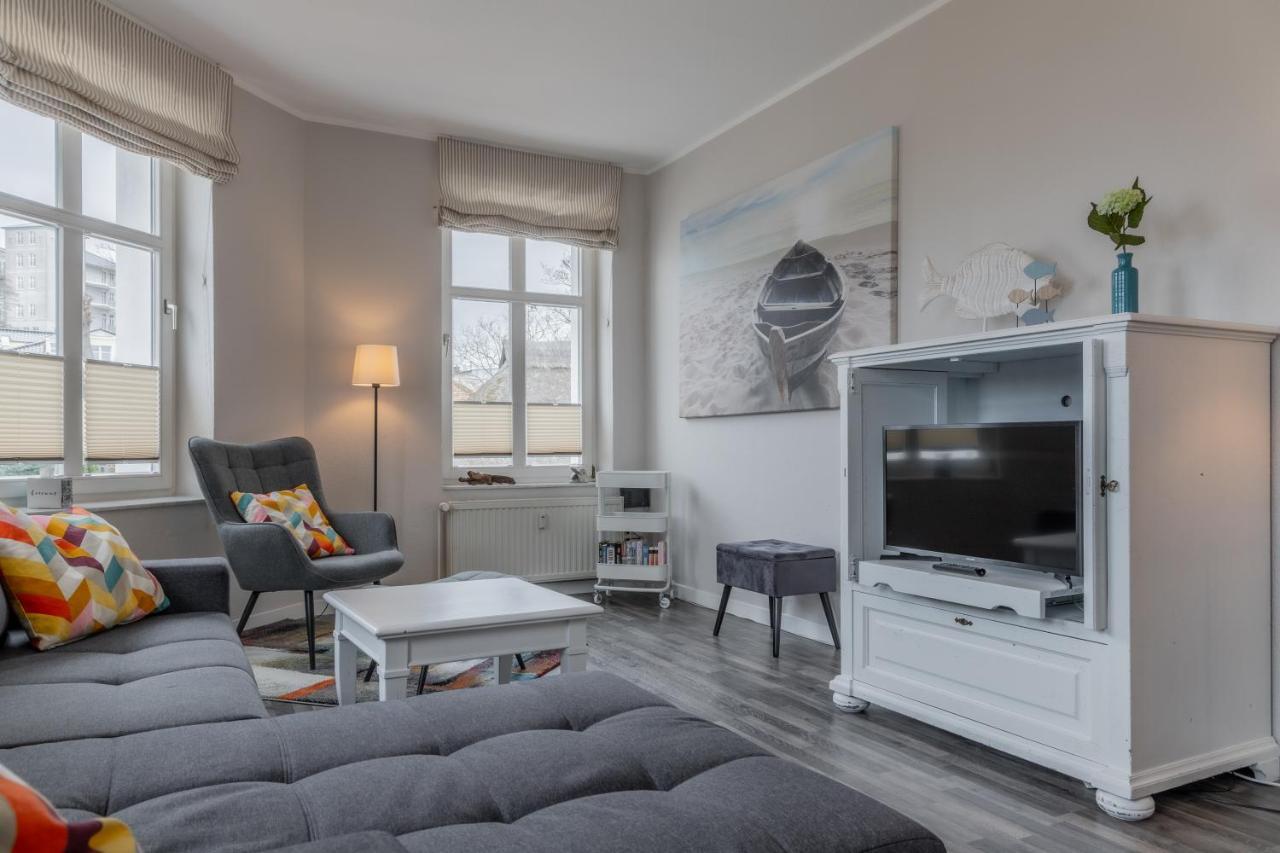 Strandnahe 2-Raum-Ferienwohnung Im Zentrum - Residenz Strandeck Fewo 02 เกอเรน ภายนอก รูปภาพ